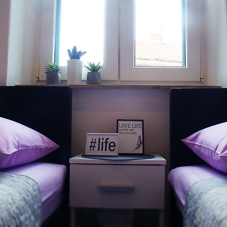 Ferienwohnung Hoc Loco Split Exterior foto