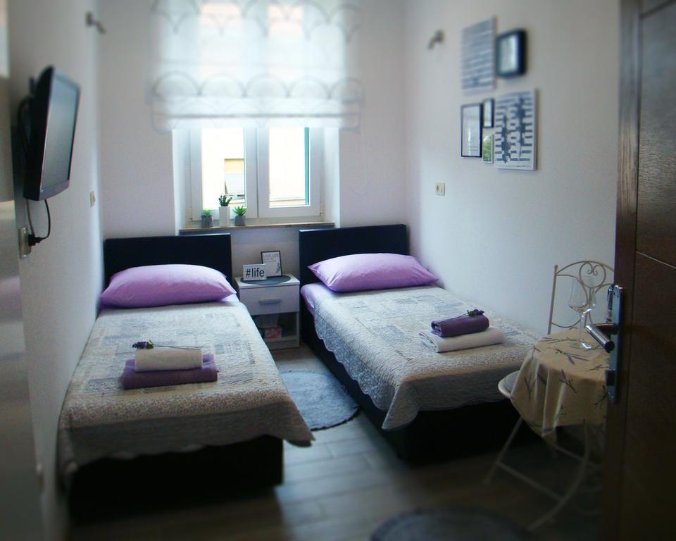 Ferienwohnung Hoc Loco Split Exterior foto